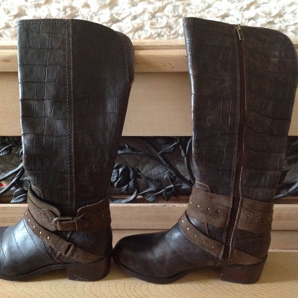 Ugg Leather Boots like New